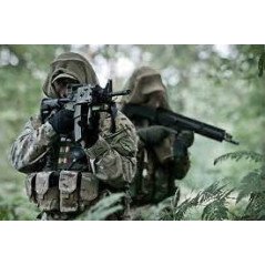 BINOCOLO TATTICO CON CUSTODIA 10X22 GREEN